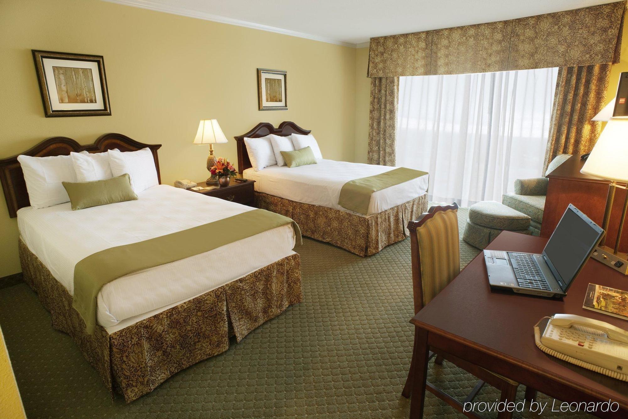 Fredericksburg Hospitality House Hotel חדר תמונה