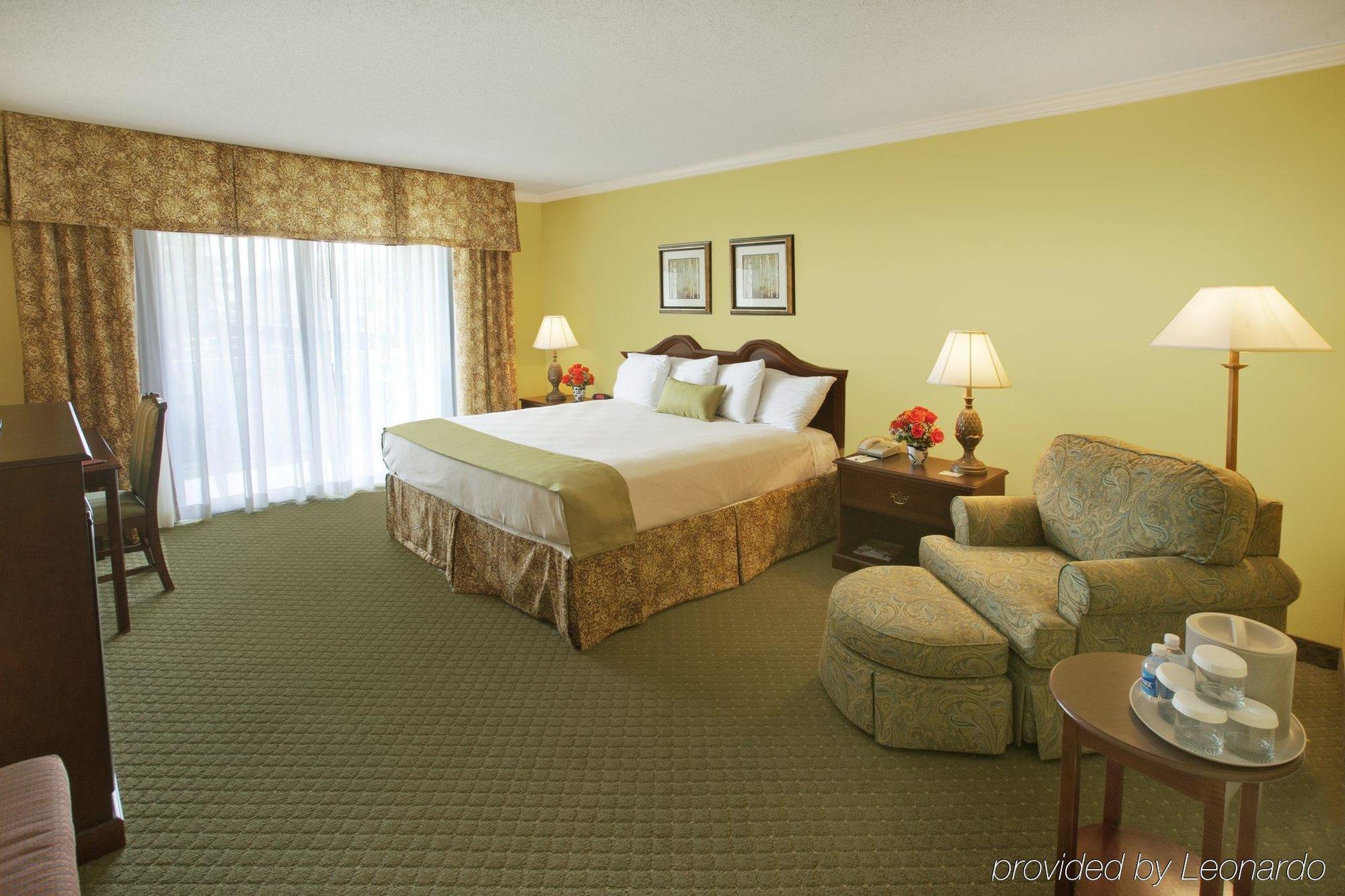 Fredericksburg Hospitality House Hotel מראה חיצוני תמונה