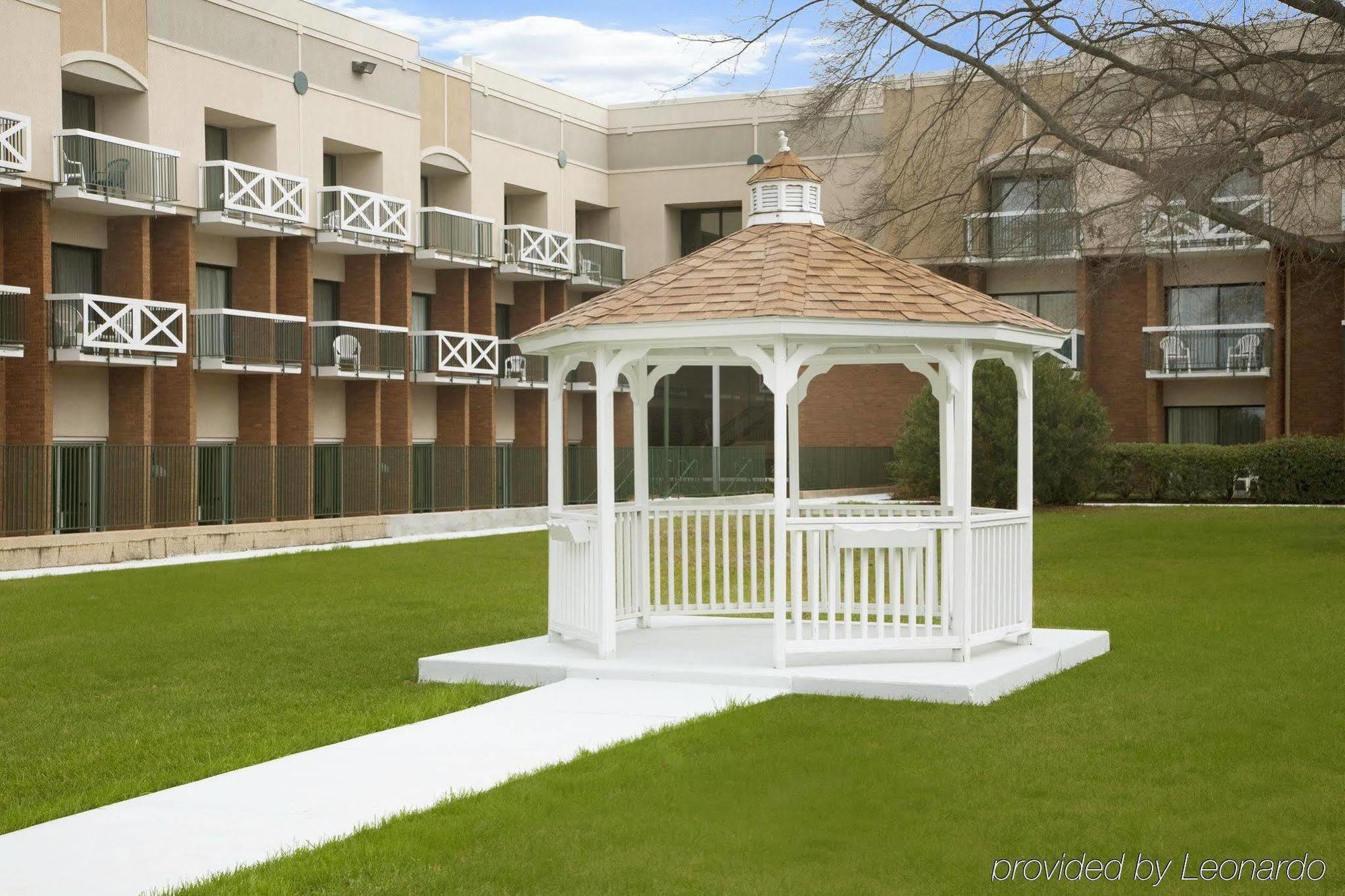 Fredericksburg Hospitality House Hotel מראה חיצוני תמונה